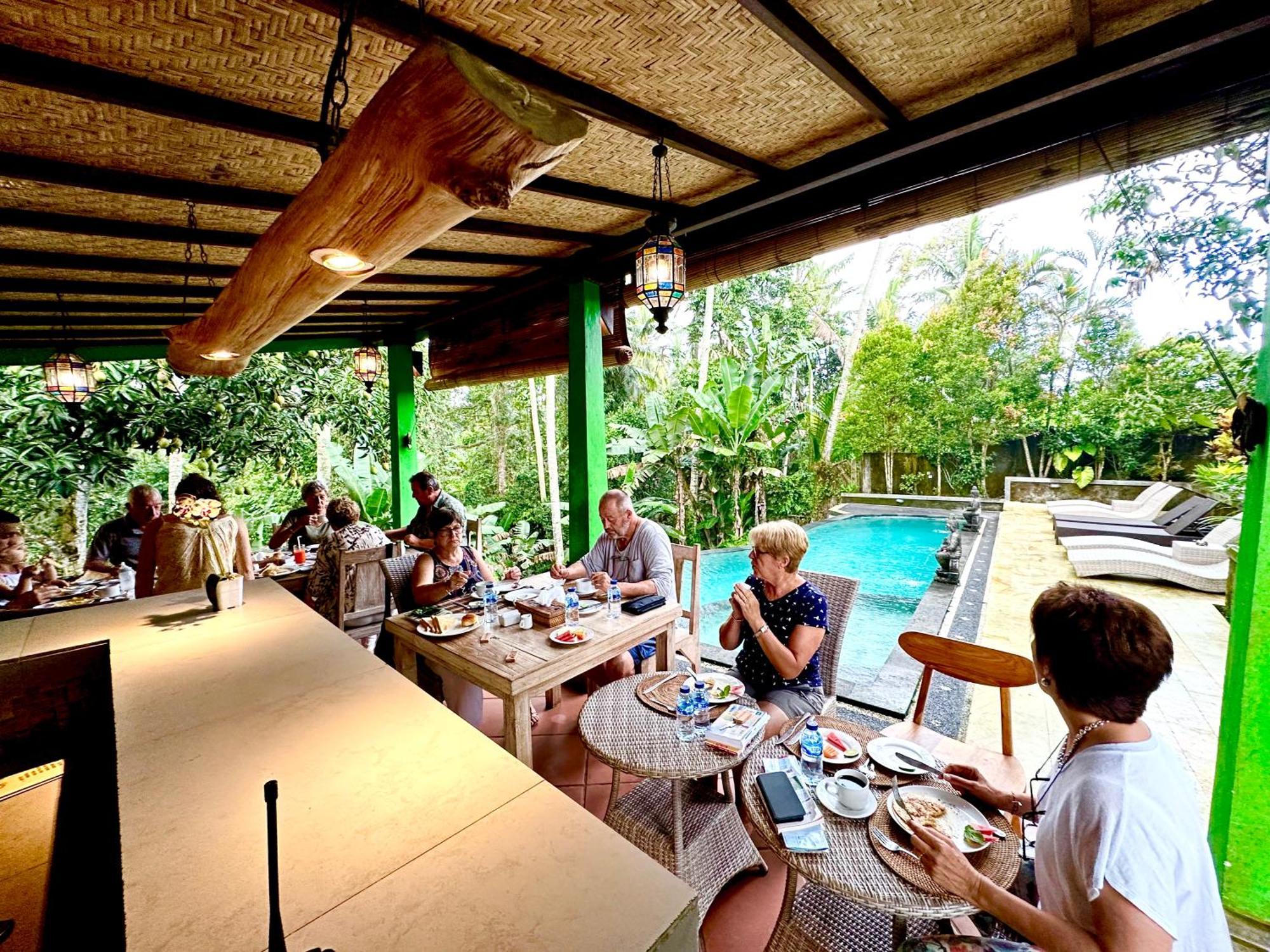 ดูปา อูบุด วิลลา Hotel ภายนอก รูปภาพ