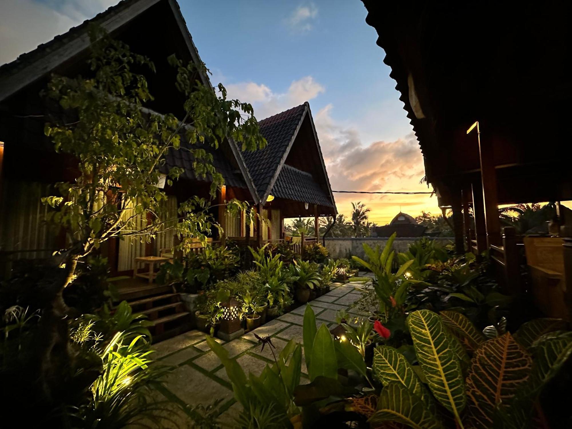 ดูปา อูบุด วิลลา Hotel ภายนอก รูปภาพ